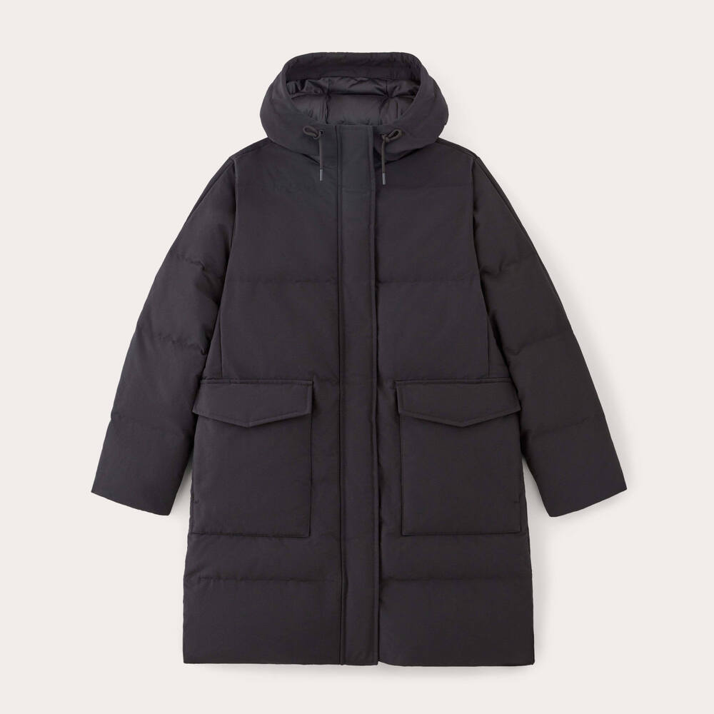Everlane Women's Long Puffer Jacket in Black, Size Medium